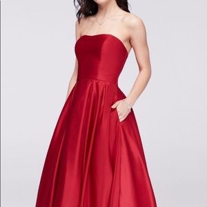 macy’s red strapless dress